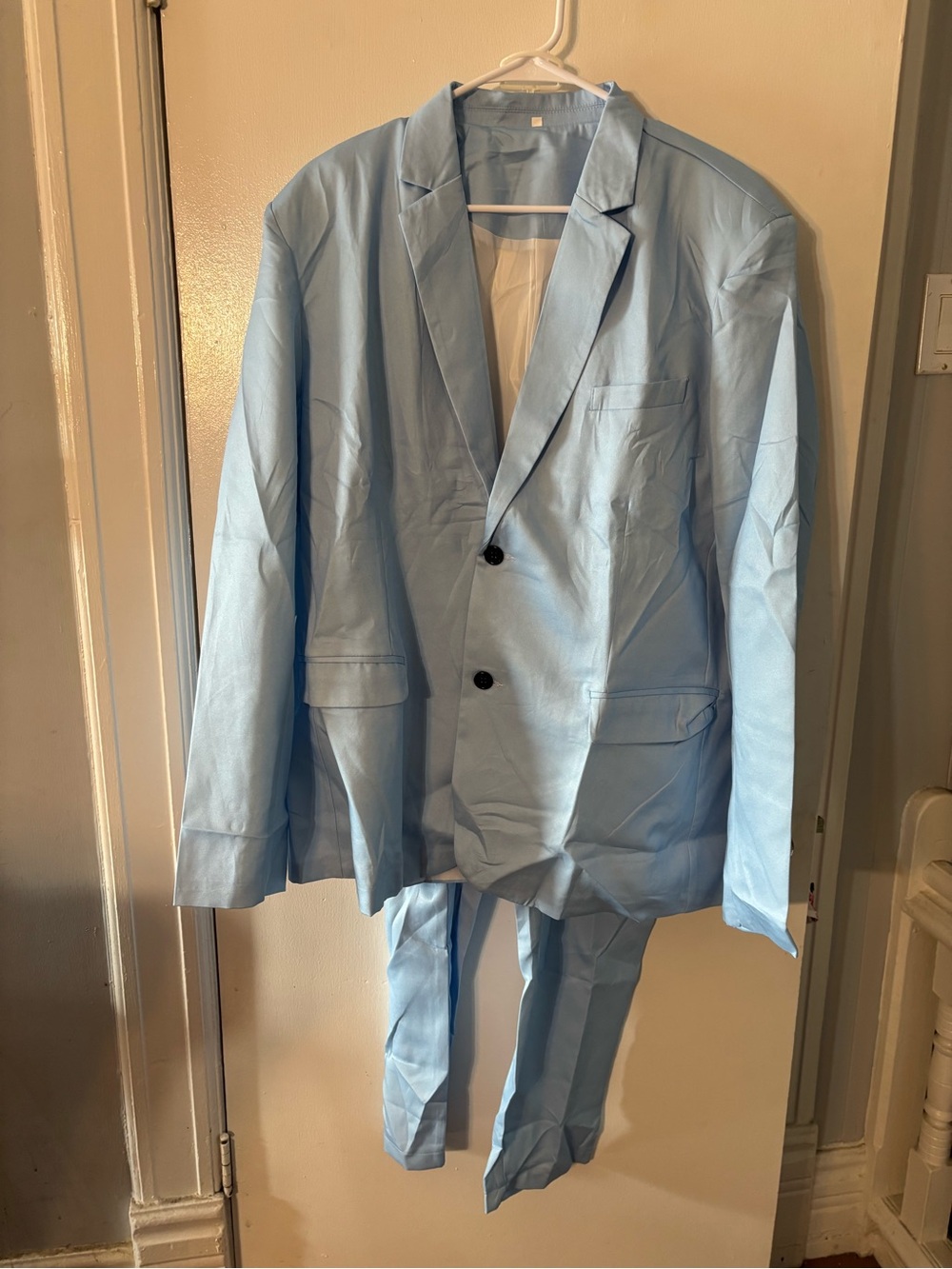 Light Blue Men’s Two-Piece Suit Jacket & Pants